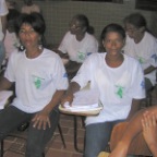 Com uniformes 4